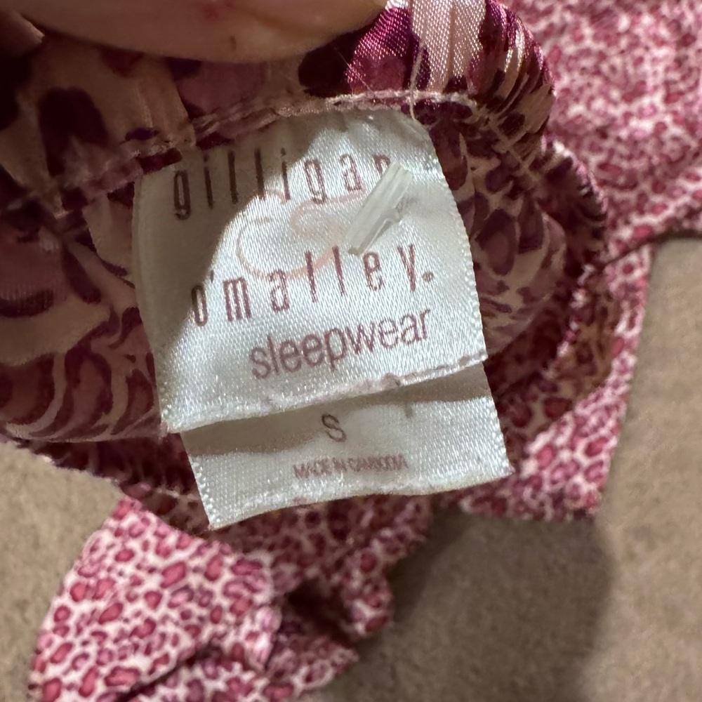 Gilligan & O’Malley Pink Leopard Pajama Set - Picture 5 of 5